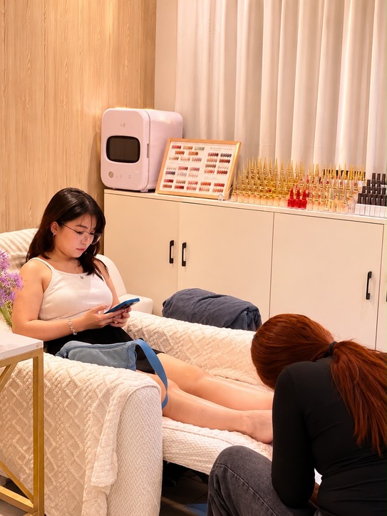 Ayuri Nails Shop